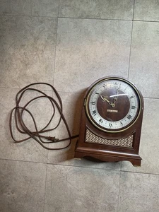 Vintage Seth Thomas Northbury E704, 1/4 hr Chiming Mantel Clock Working - Picture 1 of 14