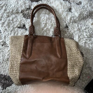 Liz Claiborne Crossbody Bag 2 Colors Brown Beige - Picture 1 of 4