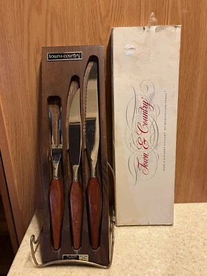 Washington Forge MCM Town & Country Fleetwood 3 件装 雕刻套装带托盘/盒 — 第 1/3 张图片