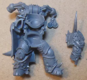 Chaos Space Marines - Poxwalker Armour Backpack Arm - Bits - Warhammer 40K - Picture 1 of 2