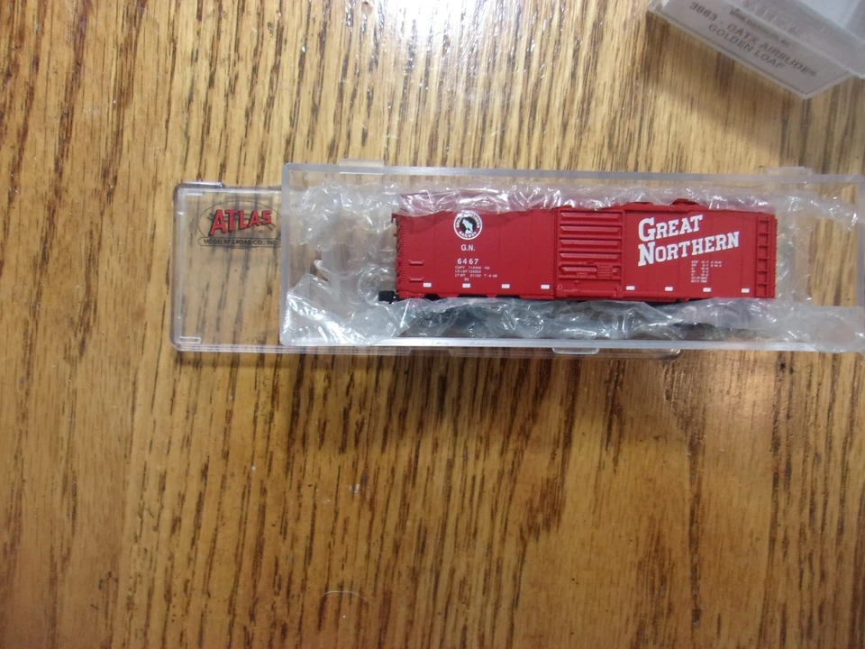 Atlas escala N 40' Boxcar Great Northern (rojo) Road # 6467 Foto 1 de 1