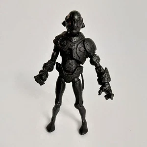 Preproduction Mezco Toyz Hellboy Series ALIEN Action Figure Mignola - Picture 1 of 10