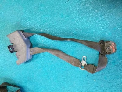 Cinturón de seguridad delantero izquierdo gris Chevrolet 1500 2500 3500 99 2 puertas cabina regular izquierda Foto 1 de 4