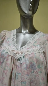 Camicia da notte vintage Miss Elaine semi trasparente floreale rosa taglia media - Foto 1 di 6