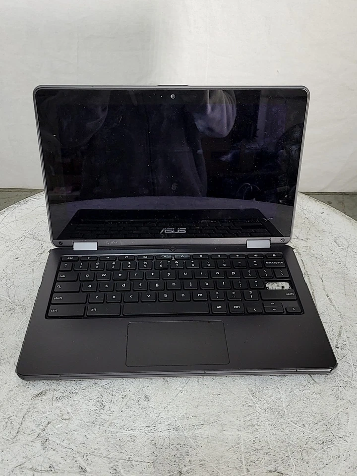 Chromebook ASUS C213S 11.6" Celeron N3350 32GB 4GB VER NOTAS Foto 1 de 4