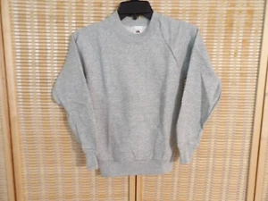 NWOT Fruit Of The Loom Youth's Gray Long Sleeve Sweatshirt Size 10/12 - Picture 1 of 5