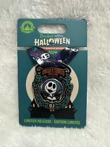runDisney Disneyland Resort Halloween CHILLS & THRILLS CHALLENGE 19,3 Medaille Pin - Bild 1 von 2