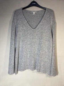 H &M Women’s Grey V Neck Jumper Size M Excellent Condition - Picture 1 of 5
