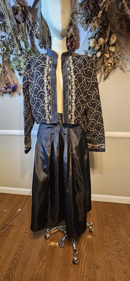 复古两件黑色和金色 Jack Bryan 正装裙套装 Mkd 尺寸 16... — 第 1/4 张图片