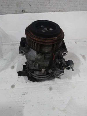2015 NISSAN 370Z A/C Compressor OEM Red 3.7L 122K Miles NJ25-21304-523819 - Imagem 1 de 3