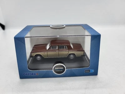 1:76 OO gauge Oxford Bentley T2 Saloon 1979 Nutmeg Brown  Silver Sand  76BT2002 - Image 1 of 3