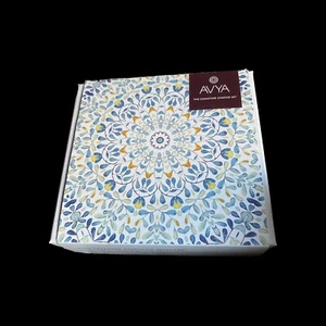 Avya skincare The Signature Starter Set New In Box - Picture 1 of 1