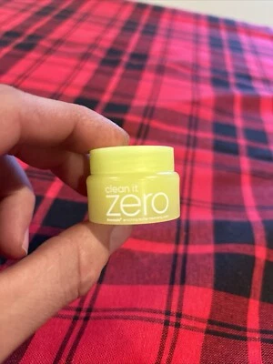 Bálsamo limpiador de mantequilla enriquecedora de aguacate Banila Co Clean It Zero 7 ml/0,24 OZ Foto 1 de 2