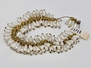 144 pcs 4mm x 8mm Teardrop White Pearl Beads Plastic Pearls with Gold Metal Loop - Picture 1 of 3