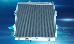 Aluminum Radiator For Toyota Hilux RZN149R RZN169R RZN174 1997-2005 2.7L 98 99 - Imagen 1 de 5