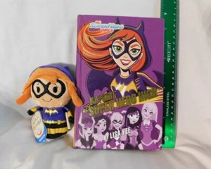 New DC Comics Batgirl Lot: 8.5" HC Book Super Hero High & DC SH Girls Itty Bitty - Picture 1 of 10