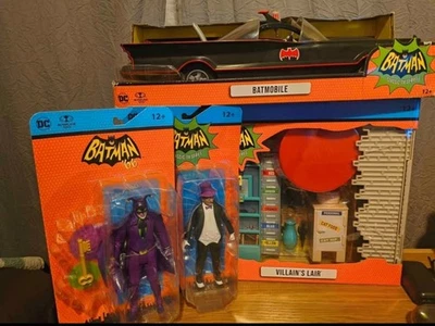 Lote 66 Mcfarlane Batman, Batmóvel, Villains Lair + 2 bonecos. - Imagem 1 de 4