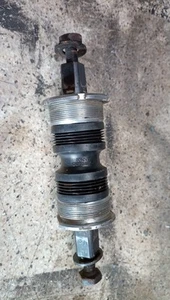 Vintage Shimano Cup And Cone Bottom Bracket - 73mm - English Thread Deore DX LX - Picture 1 of 9