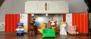 Vintage 1968-1967 Fisher Price Little People Play Family Farm With Extras  - Picture 1 of 23
