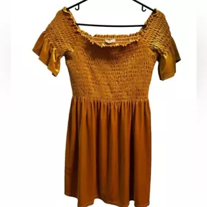 Urban Outfitters Clara Velvet Off The Shoulder Dress Size Large - Picture 1 of 5