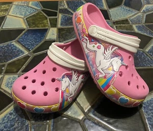 Crocs Pink Rainbow Unicorn Slip On Shoes Sling Back Heart Kids J 2 Clogs - Picture 1 of 11