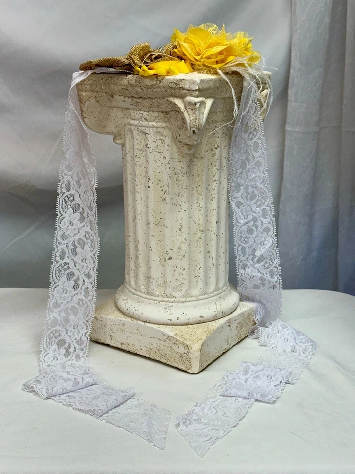 Faja de maternidad, flores amarillas/bronceadas, pedrería, arpillera/seda, encaje blanco, foto Foto 1 de 4