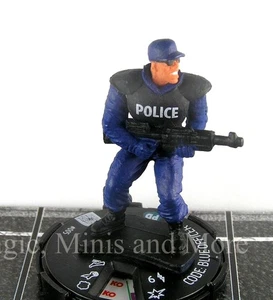 Web of Spider-Man ~ CODE: BLUE OFFICER #005 Heroclix miniature w/card Police Cop - Picture 1 of 1