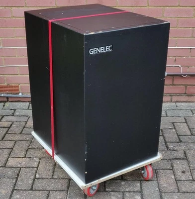 Genelec 1094A Aktiv Subwoofer - Bild 1 von 4