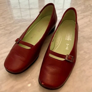 Zapatos planos cómodos con hebilla Mary Jane de cuero rojo Mephisto talla US 6,5 EUR 37 - Imagen 1 de 13