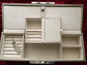 WOLF Heritage Caja Fuerte, Estaño Saffiano - 7 Compartimentos de Joyería con Llave - Imagen 1 de 17