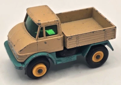 Lesney "Matchbox" 系列 "Unimog" No 49 棕褐色 英国制造 (A) — 第 1/4 张图片