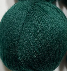 Job lot knitting yarn Wool 6x Ball Soft 100% CASHMERE 1ply Green KL717 - Picture 1 of 4