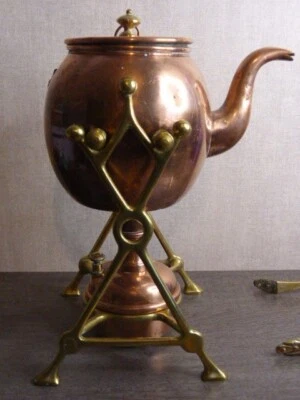 ancienne theière ,bouilloire  a rechaud , en cuivre et laiton   (ch20)- - Photo 1/4
