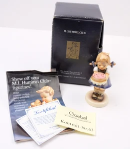 Figura Goebel Hummel Sweet As Can Be #541 4" con caja y papeleo 1993/94 - Imagen 1 de 8