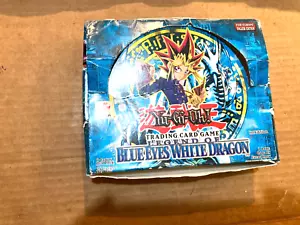 1996 YUGIOH KONAMI ENGLISH ED. LEGEND OF BLUE EYES WHITE DRAGON 1st ED.EMPTY BOX - Picture 1 of 8