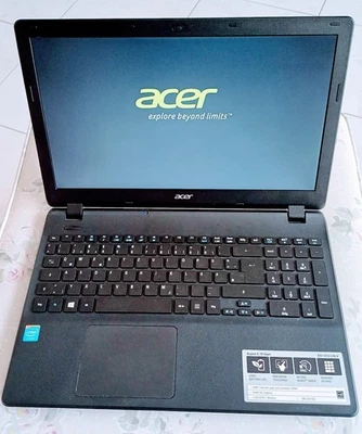 Acer Aspire ES1-512 -C5LV Notebook 15,6Zoll, 500GB, RAM 4GB. - Bild 1 von 4