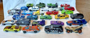 Lot of 28 Miniature Hotwheels, Matchbox and others Cars Trucks - Picture 1 of 15
