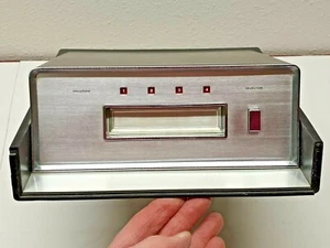 Vintage 1975 EIGHT 8 TRACK STEREO TAPE PLAYER ZENITH ALLEGRO F589W  - Picture 1 of 12