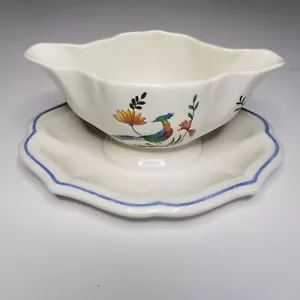 Faiencerie de Gien France OISEAU DE PARADIS Gravy Boat with attached Underplate - Picture 1 of 6
