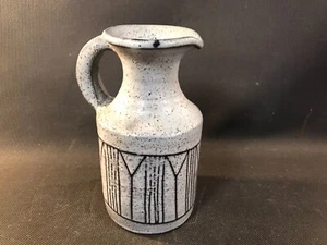 Ancien pichet en céramique signé l'atelier poterie contemporaine - Picture 1 of 7