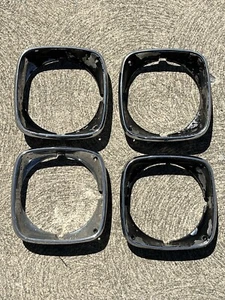 1973 1974 1975 1976 Ford Thunderbird Headlight Trim Bezel D3SB-13045-AB Set of 4 - Picture 1 of 9