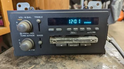 Delco Chevy S10 Blazer factory cassette player radio stereo 95-97 16169165 - Image 1 of 4
