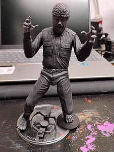 NECA ULTIMATE WOLFMAN BW FIGUR LOSE MIT ZUBEHÖR - Bild 1 von 1