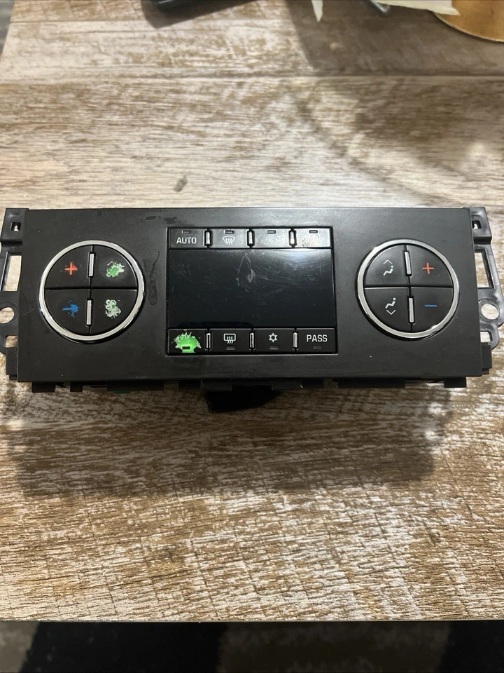 Módulo de controle climático automático 2007-2014 GMC Yukon Tahoe Chevy fabricante de equipamento original E1553 - Imagem 1 de 4