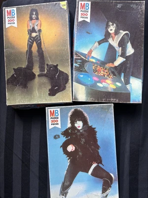 Vintage 1977 KISS 200pc Jigsaw Puzzle Lot Of 3 Rock Music 70s - Image 1 of 4