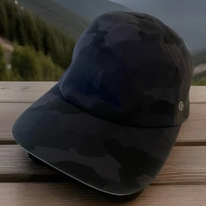 Lululemon Damen-Baseballmütze schwarz Camouflage verstellbarer Rückenriemen Einheitsgröße - Bild 1 von 9