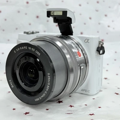 Sony Alpha NEX-3N 16 MP 16-50mm F/3.5-5.6 PZ OSS Lens Wi-Fi  White Free Shiping - Image 1 of 4