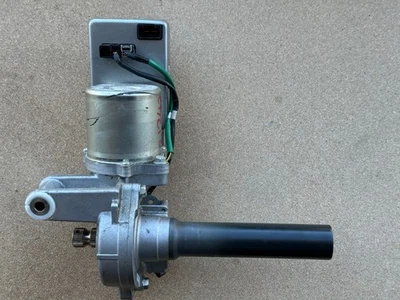 Toyota RAV4 2013-2018 columna de dirección asistida con motor OEM 89650-0R021 Foto 1 de 4