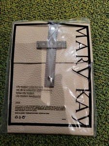 Crossbody Bag Beige Gray Mary Kay City Modern Collection Removeable Strap New - Picture 1 of 2