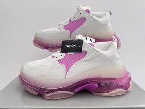 Sneakers da donna Balenciaga Triple S taglia 39 EU/9 US rosa fluo suola trasparente - Foto 1 di 13
